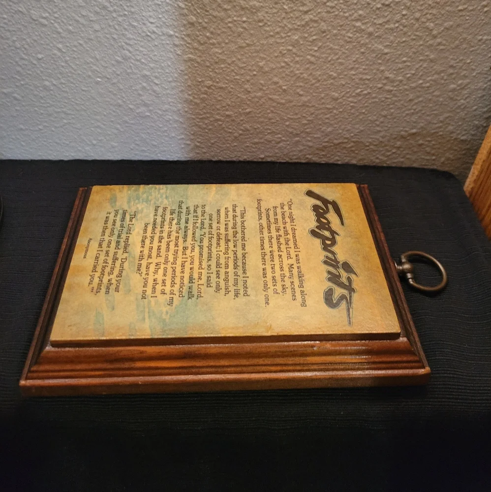 Vtg Footprints In The Sand Natural Wood Plaque By Ark Products Minneapolis MN